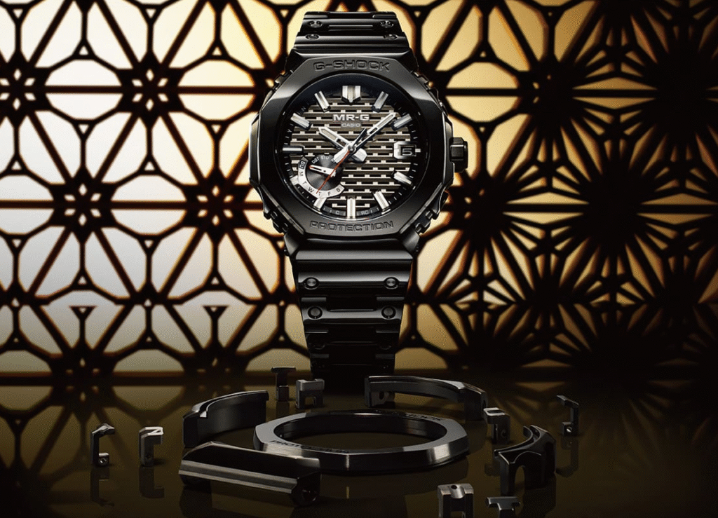 G-SHOCK MR-Gシリーズ MRG-B2100B。日本の組子文様を背景にした高級G-SHOCK